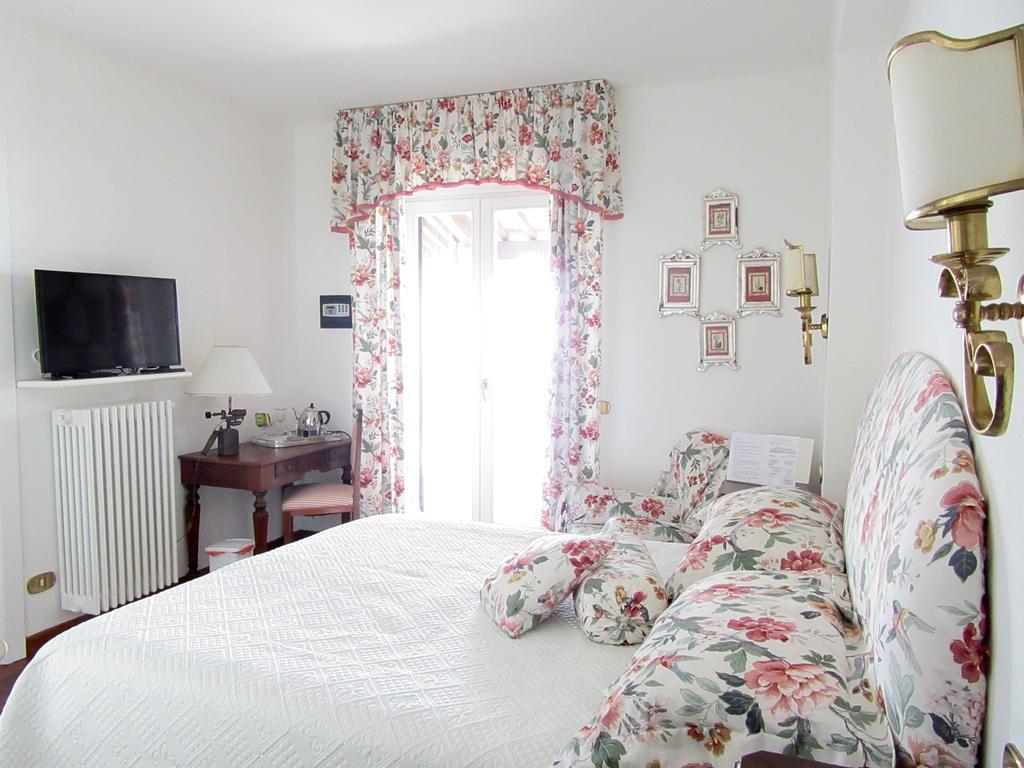 B&B Le Palme Ameglia Dış mekan fotoğraf